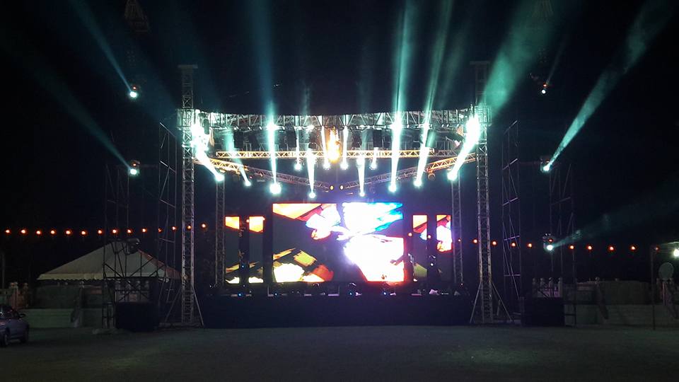 28869975_337188176768489_5062659749170905088_n